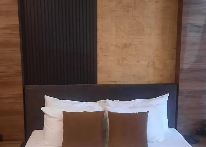 Stan Na Dan D Lux Jacuzzi * Kragujevac