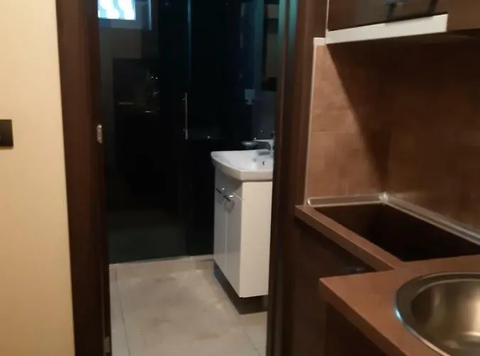 Stan Na Dan D Lux Jacuzzi * Kragujevac